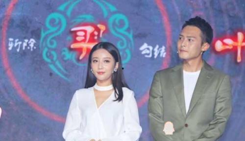 为了吃瓜进入娱乐圈,一场意外的娱乐圈之旅  第2张